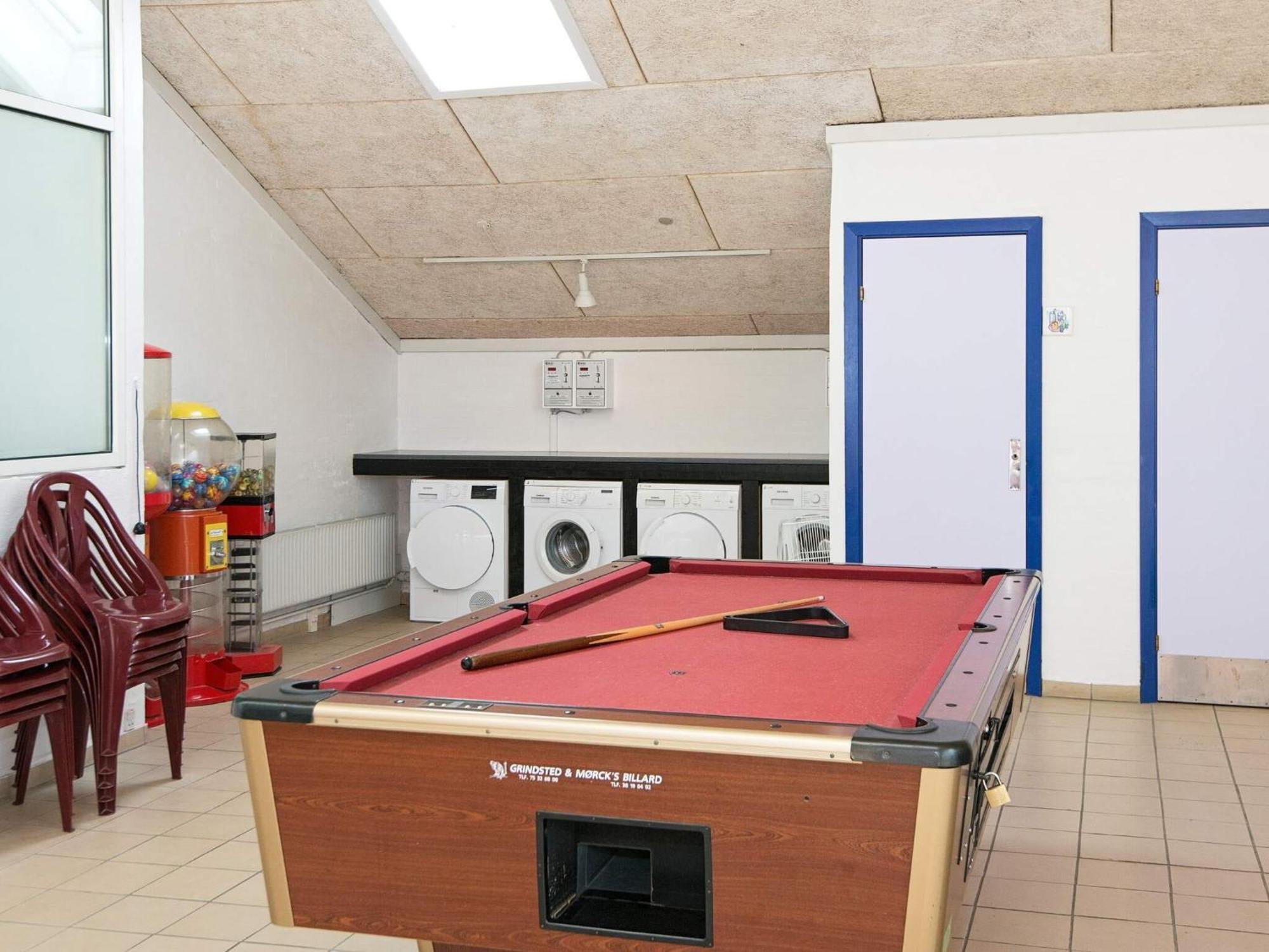 6 Person Holiday Home On A Holiday Park In Хеммет Экстерьер фото